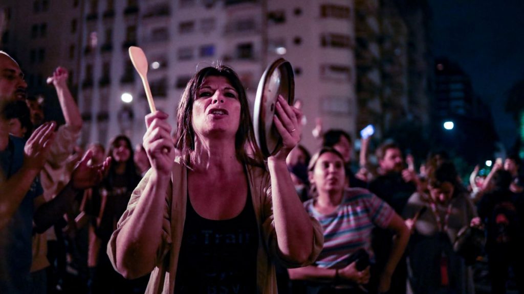 Segunda jornada de protestas contra el Gobierno y un sugestivo posteo de Milei