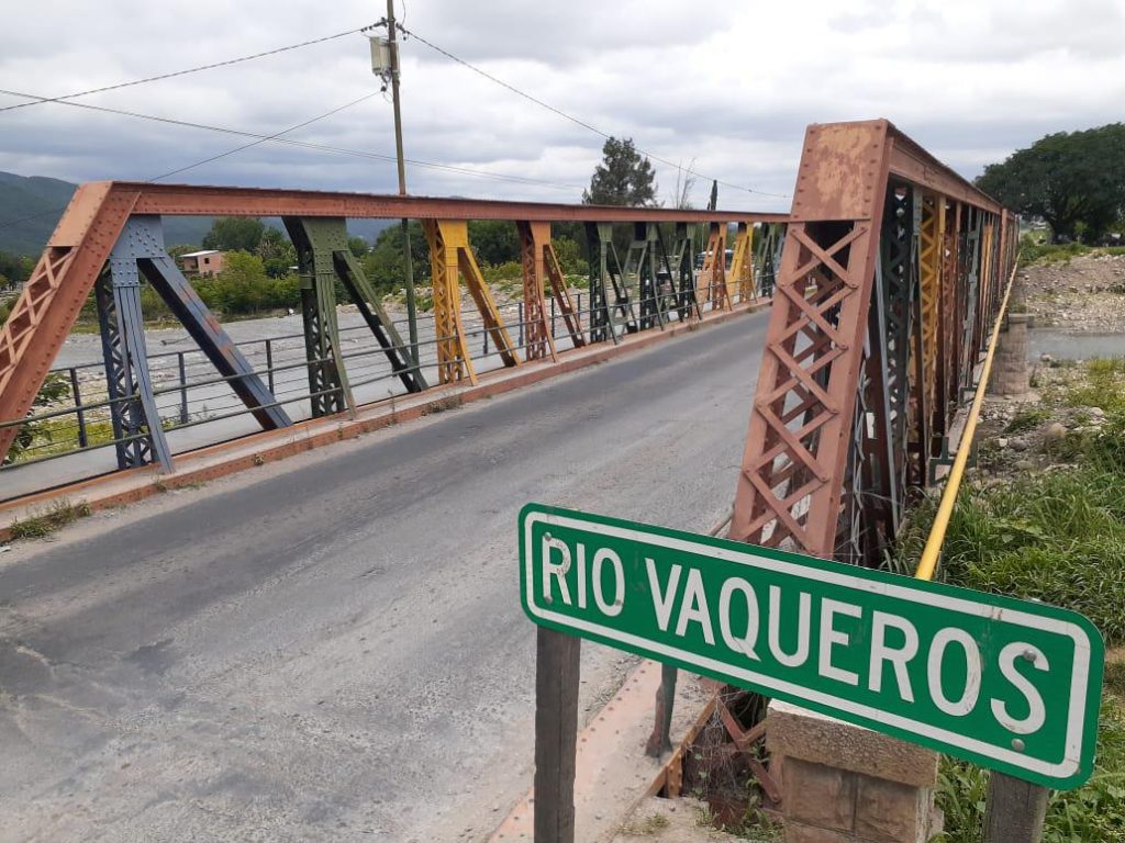 Vaqueros apela a privados para tener el nuevo puente tras la paralización de la obra pública