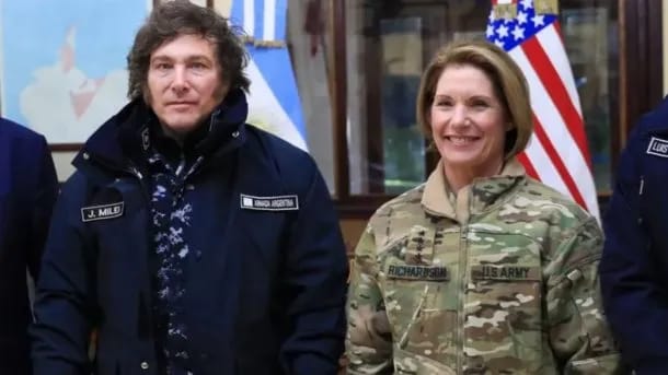 Milei reforzó su sintonía con Estados Unidos y se reunió fuera de agenda con la jefa del Comando Sur en Tierra del Fuego