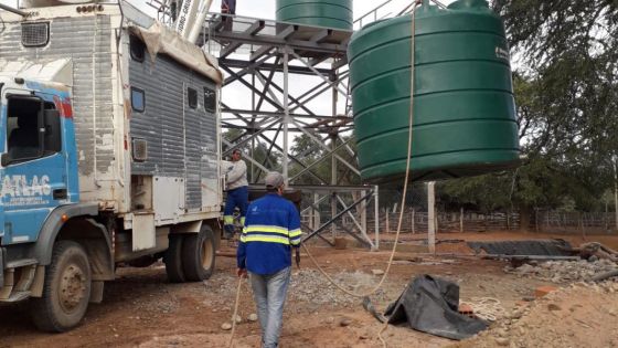 El Gobierno construye nuevas redes de agua en Santa Victoria Este