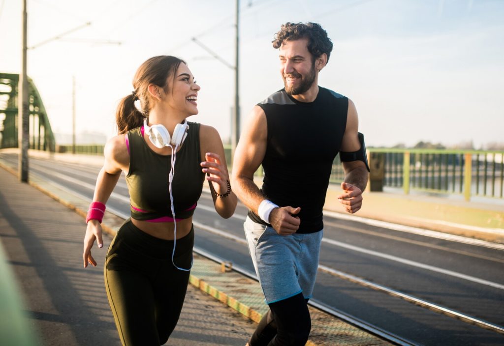 No solo para bajar de peso: 13 beneficios poco conocidos del ejercicio físico en la salud