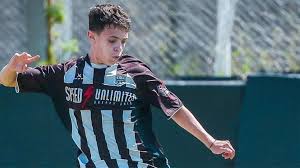 Mateo Apolonio se convirtió en el jugador más joven de la historia en debutar en el fútbol argentino