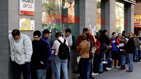 El INDEC informó que el desempleo subió al 7,7% en el primer trimestre