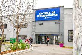 Cronograma de capacitaciones de la Escuela de Emprendedores