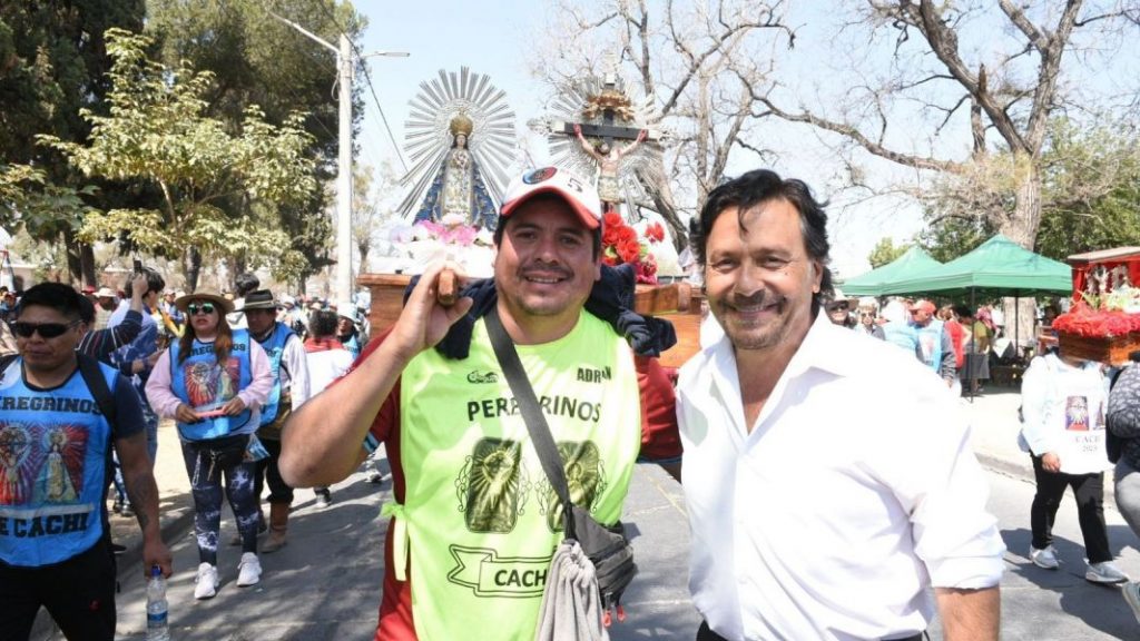 El Gobernador recibió a más de 10 mil peregrinos de los Valles Calchaquíes