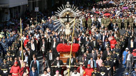 Más de 600 mil fieles renovaron el pacto con el Señor y la Virgen del Milagro