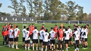 River prepara la revancha con Colo-Colo tras el Superclásico y se perfilan dos cambios