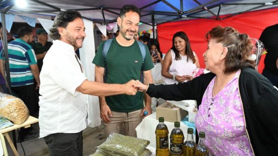 Sáenz destacó la labor de los emprendedores en la feria por el Día de la Madre