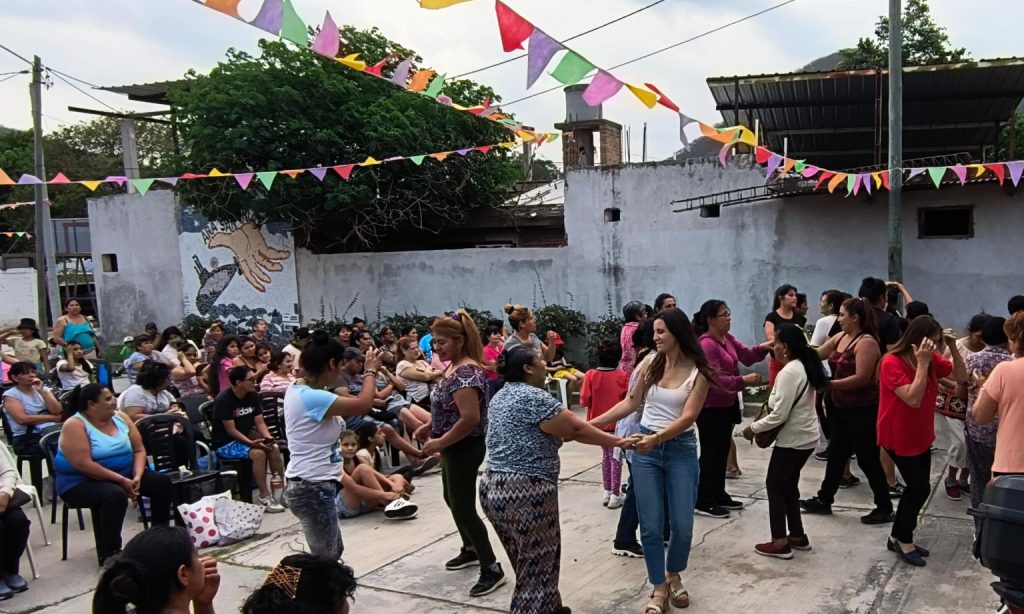 En los CICs de la ciudad se celebrará el Día de la Madre