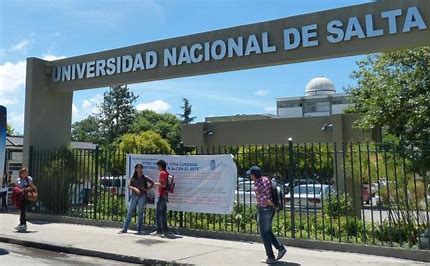 En repudio al veto de Milei, alumnos tomaron el Rectorado de la UNSa