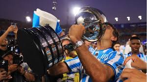 Racing se quedó con la Sudamericana y rompió 36 años de sequía internacional