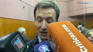 Junto a la Policía «vamos a empezar a ir a los barrios a escuchar a los vecinos»