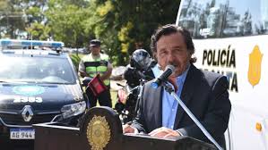 Sáenz entregó nuevos móviles destinados a reforzar la seguridad en toda la provincia