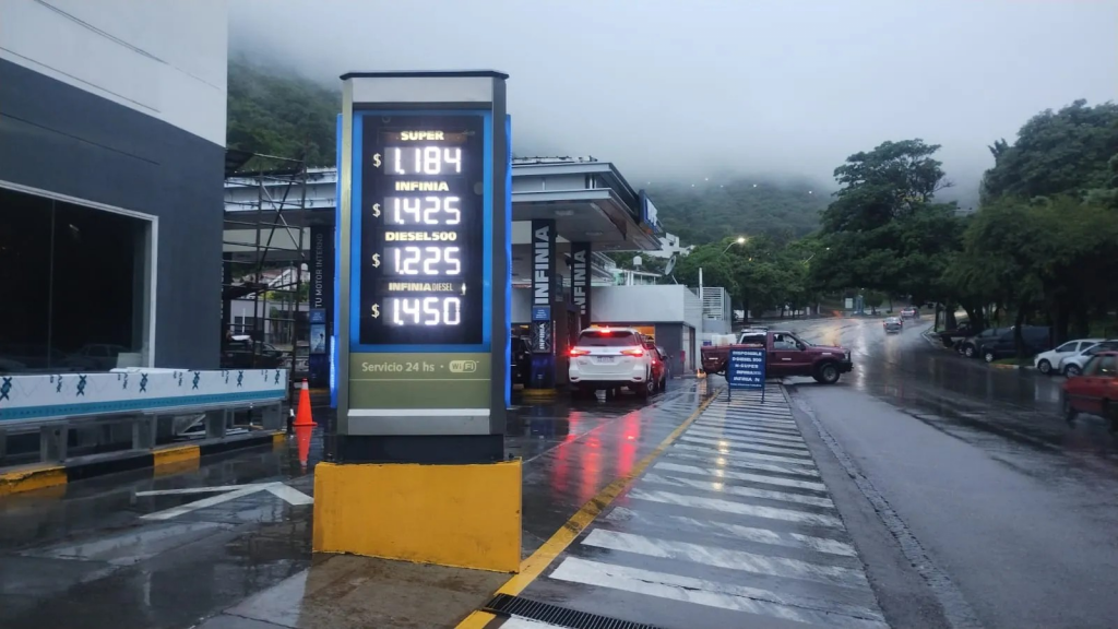 En Salta, el combustible aumentó 2,6%