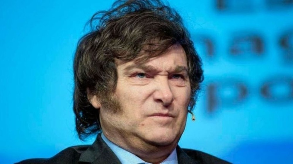 Milei denunció a tres periodistas por «calumnias o falsa imputación» e «injurias»