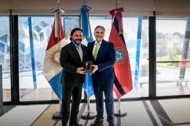 Sáenz y Llaryora trabajan para avanzar hacia un federalismo, dinámico y estratégico