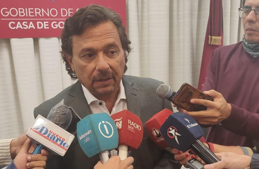 Gustavo Sáenz aseguró que no le dará la bendición a ningún candidato