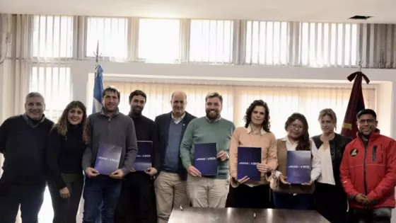 Salta establece alianzas educativas: jóvenes técnicos tienen vínculos directo al mundo laboral