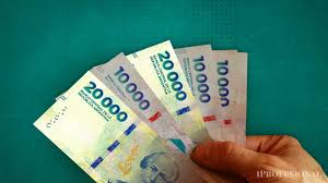 El salario registrado repuntó en mayo, aunque acumula una pérdida de 5,5% real en la era de Javier Milei