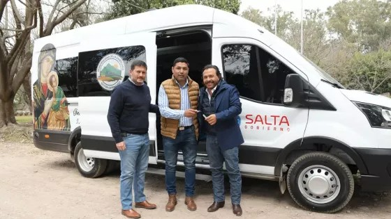 Una minibús Okm para La Candelaria