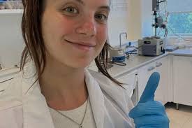 La argentina que creó con impresoras 3D una prótesis de huesos que evita infecciones