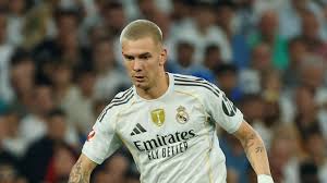 Mastantuono y un debut que enamoró a los hinchas de Real Madrid