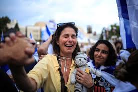 Hamas liberó a 20 rehenes israelíes