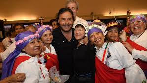 “Vamos a defenderlos con alma, corazón y vida” aseguró Sáenz a cientos de adultos mayores