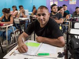 La Muni habilitó inscripciones para «ADULTOS2000»