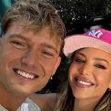 El video de Evangelina Anderson e Ian Lucas, ¿a los besos?