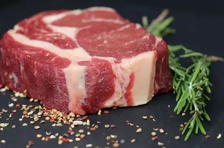 Cada día más imposible todo: aumenta el precio de la carne vacuna