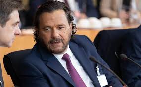 Sáenz avanza en la política nacional: busca formar un Bloque Parlamentario Federal