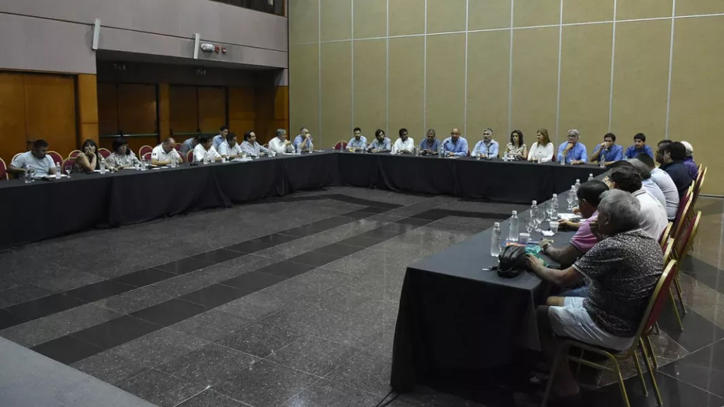 Nueva reunión por paritarias: Hubo un incremento en el bono que pasa a $180.000