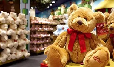 Avalancha de importaciones y fábricas paradas: La industria juguetera en crisis