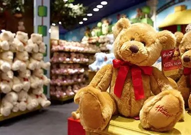 Avalancha de importaciones y fábricas paradas: La industria juguetera en crisis