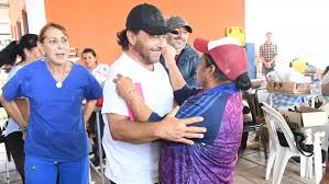 Sáenz acompañó a las familias afectadas en el Galpón y Metán