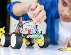 UPATecO lanza el Club de Robótica 2026 con una propuesta formativa para jóvenes y niños