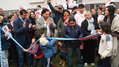 Sáenz entregó 48 departamentos financiados por la Provincia y ya superó las 4.500 viviendas adjudicadas