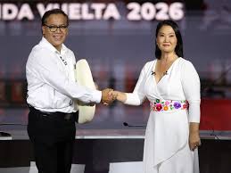 Balotaje en Perú: pelea voto a voto entre Keiko Fujimori y Roberto Sánchez
