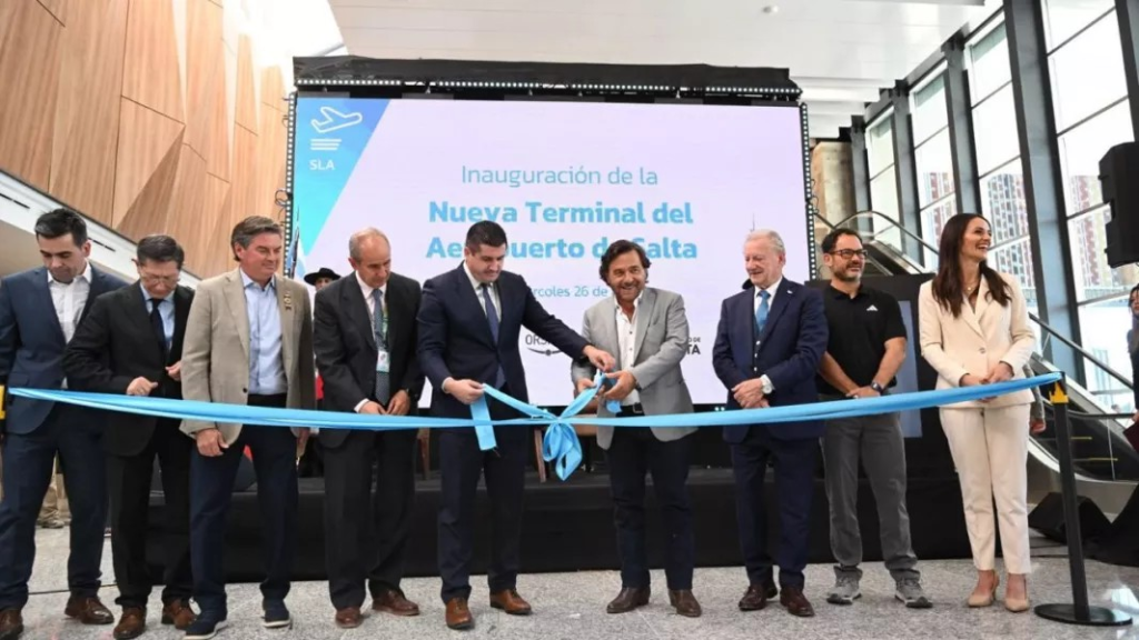 Sáenz inauguró la nueva terminal del Aeropuerto de Salta