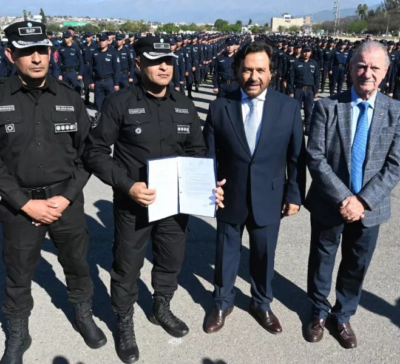Sáenz fortalece a la Policía de Salta con 151 nuevos móviles y 300 agentes